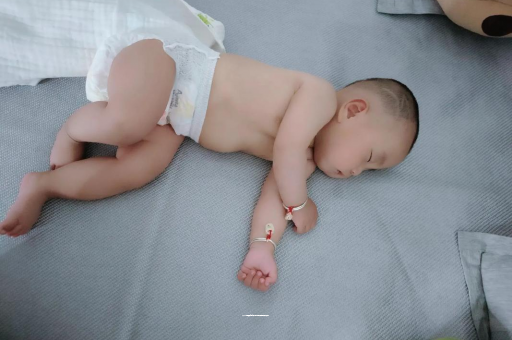 章丘宝宝口水多怎么回事
