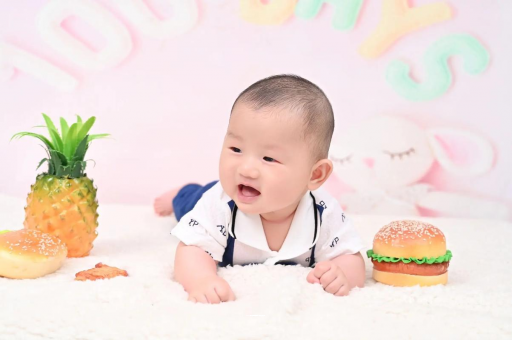 章丘八个月宝宝打嗝 章丘八个月宝宝打嗝